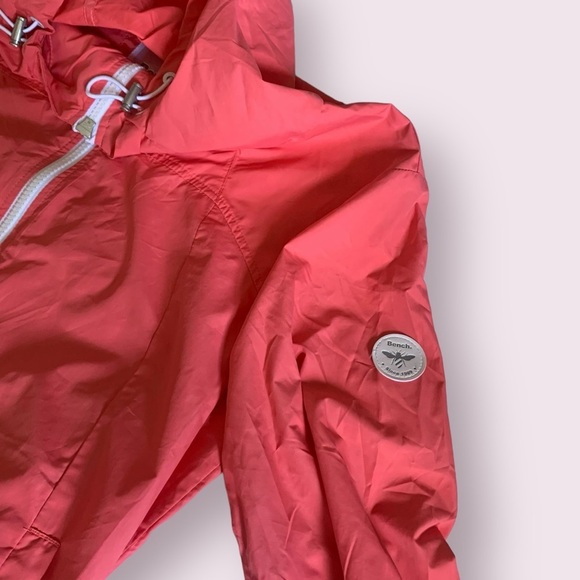 Women’s size Large Bench lightweight Jacket windbreaker - Picture 2 of 15